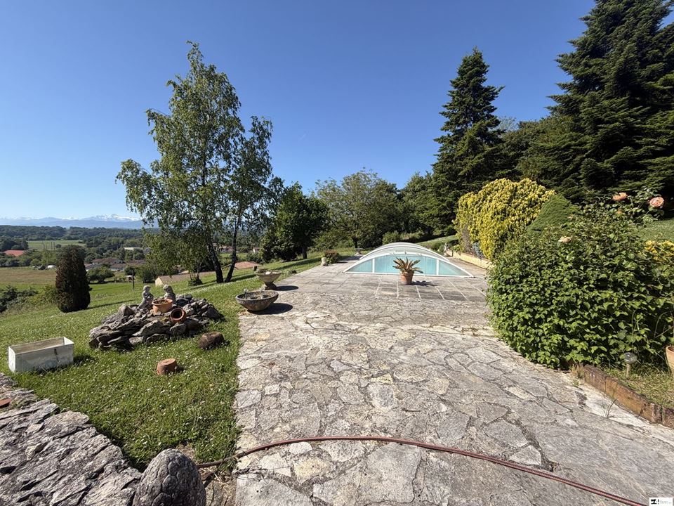 Agence immobilière de LE 4 LE CABINET IMMOBILIER