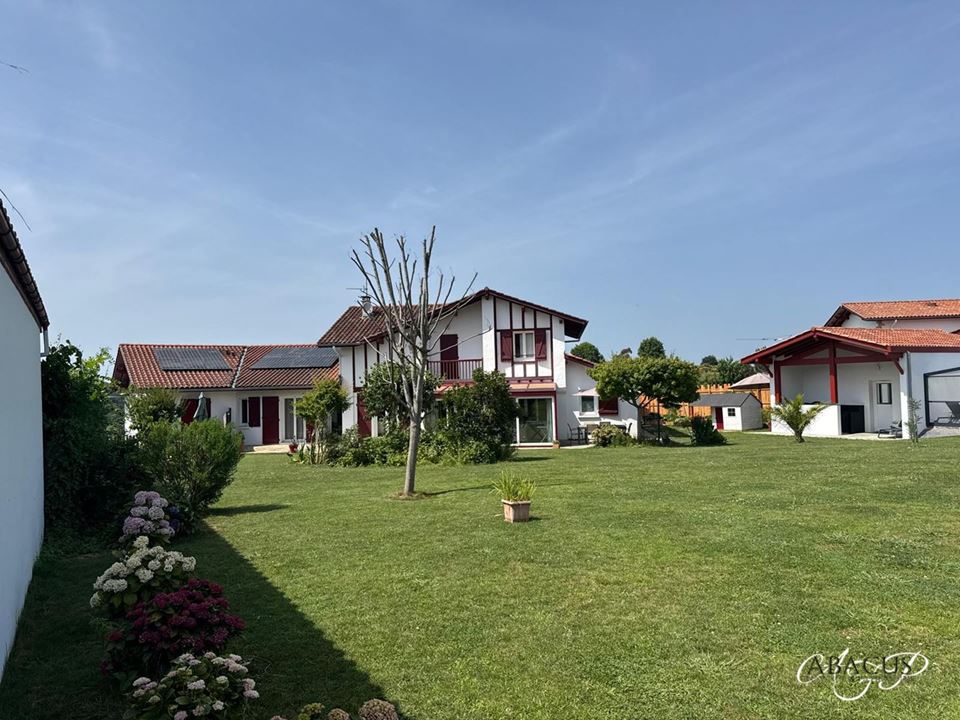 Agence immobilière de ABACUS FINANCE